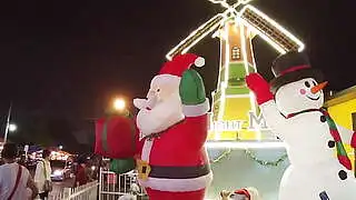 Der Heiligabend mit seiner heißen asiatischen Teenagerfreundin war der absolute Wahnsinn!